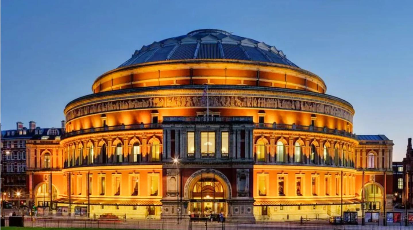 利兹大学(Leeds)毕业证书一模一样文凭样本